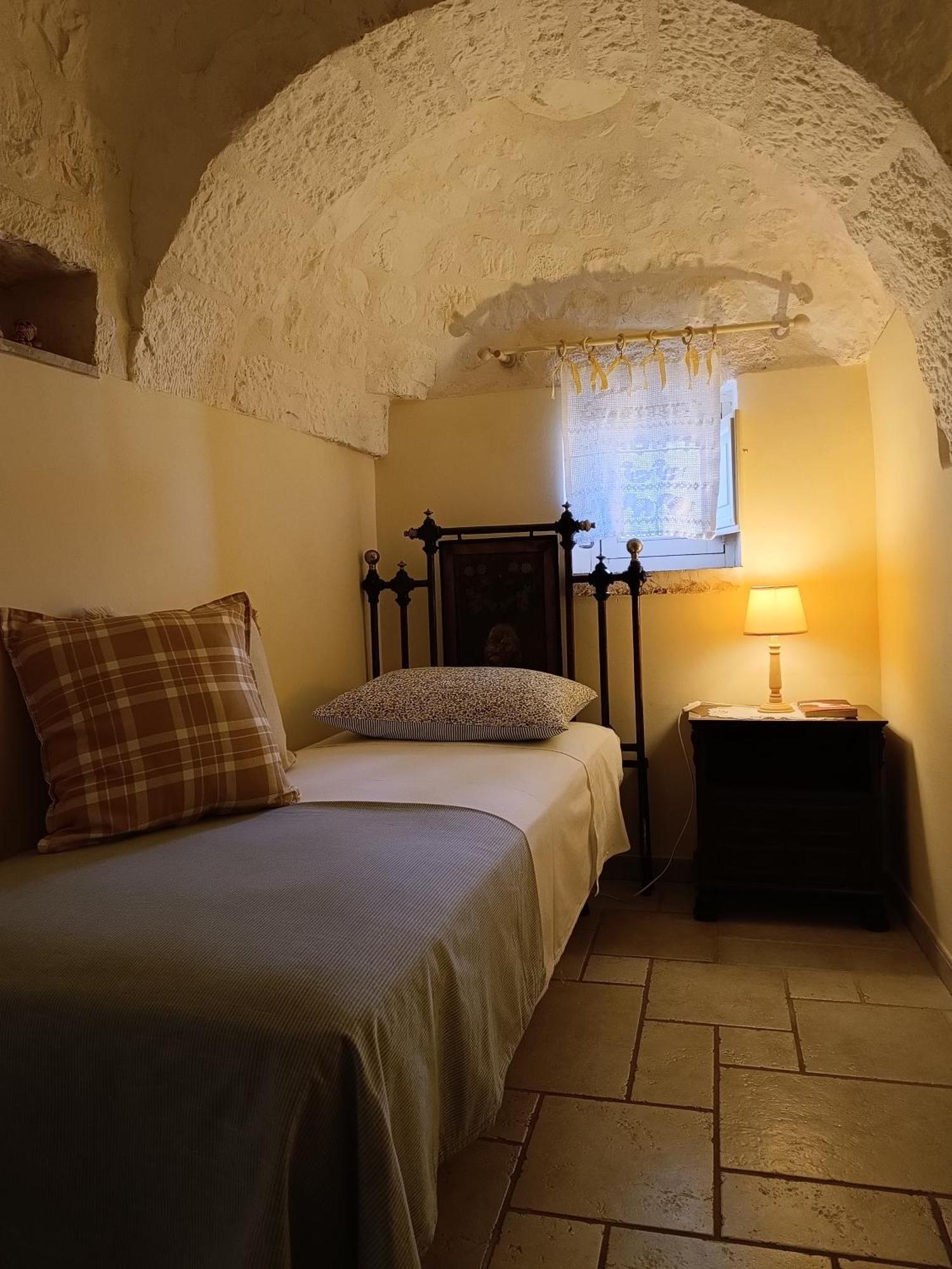 Вілла Trullo Galeotto Мартіна-Франка Екстер'єр фото